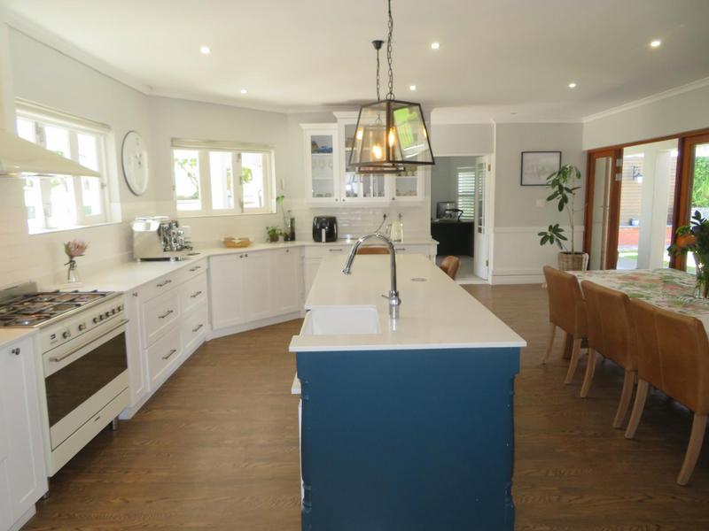 4 Bedroom Property for Sale in Zevendal Western Cape